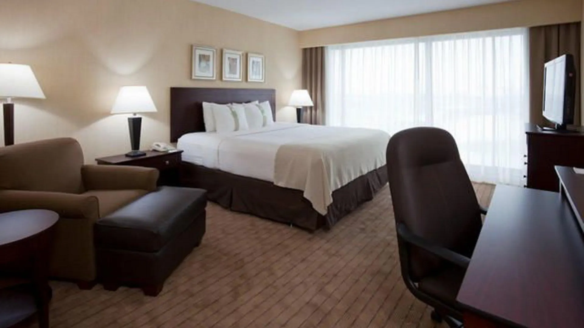 Holiday Inn Toronto Airport East By Ihg