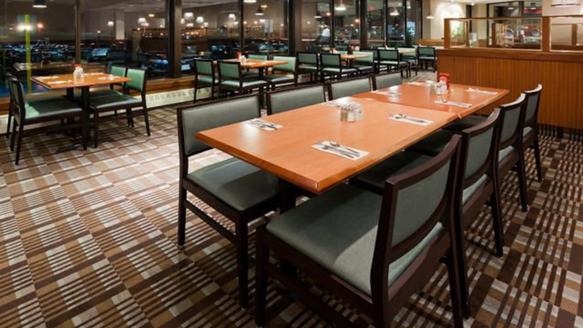 Holiday Inn Toronto Airport East By Ihg