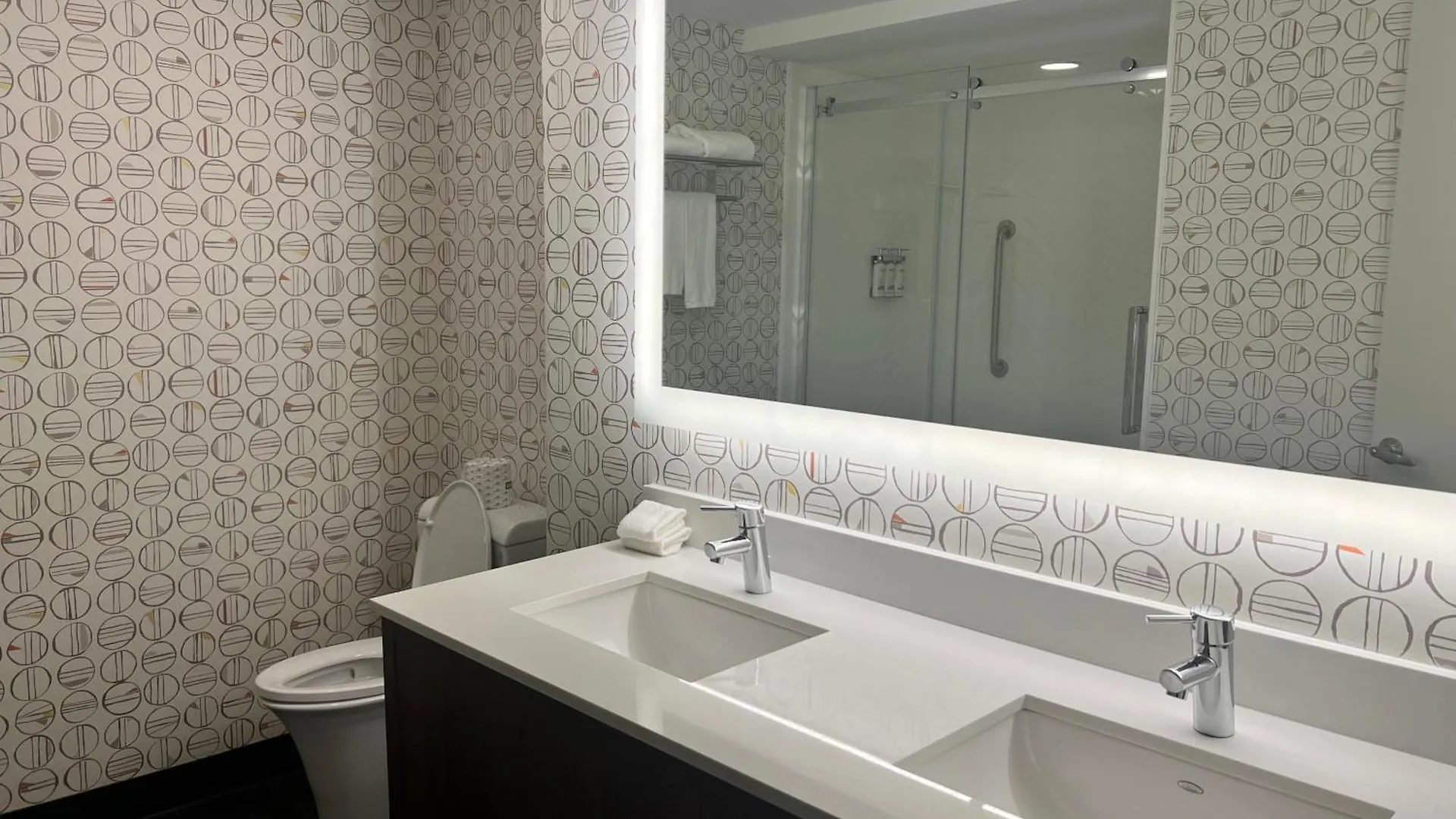 Holiday Inn Toronto Airport East By Ihg