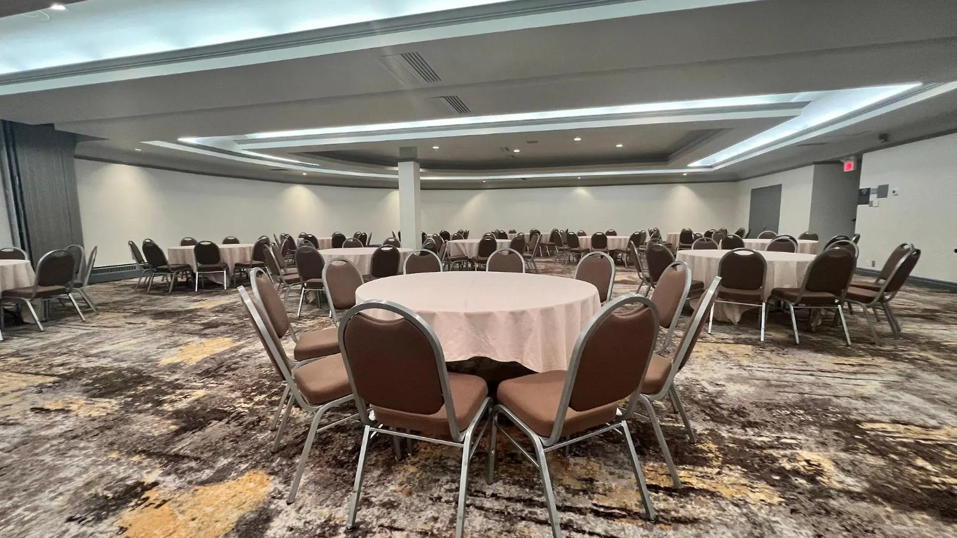 Hotel Holiday Inn Toronto Airport East By Ihg